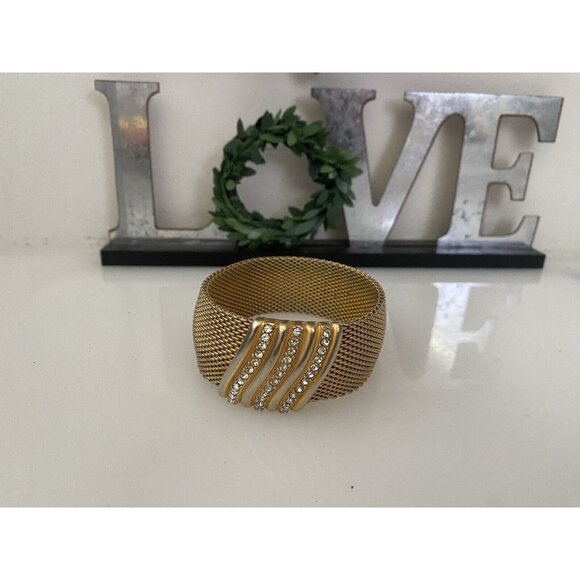 Vintage 1960s Bangle Bracelet Wide Mesh Gold Tone Rhinestone Detail Retro MCM - Picture 14 of 16